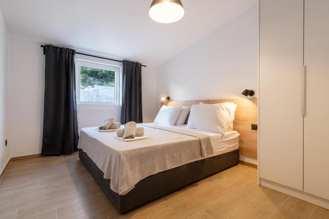 Apartmani Nocturno 内乌姆 外观 照片